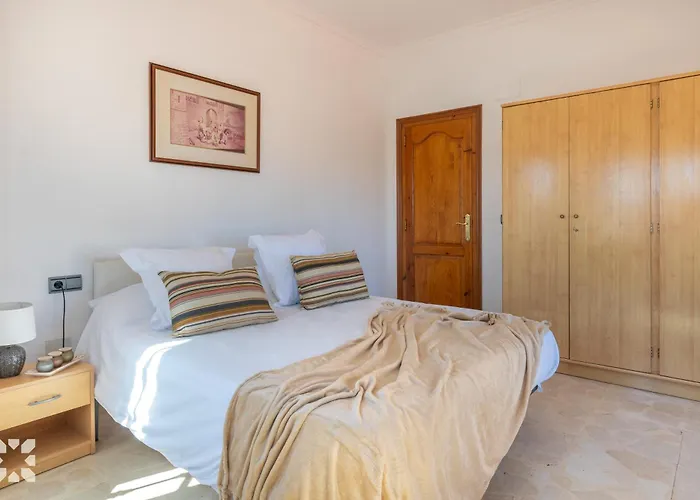 Villa Ausina By Abahana Calpe