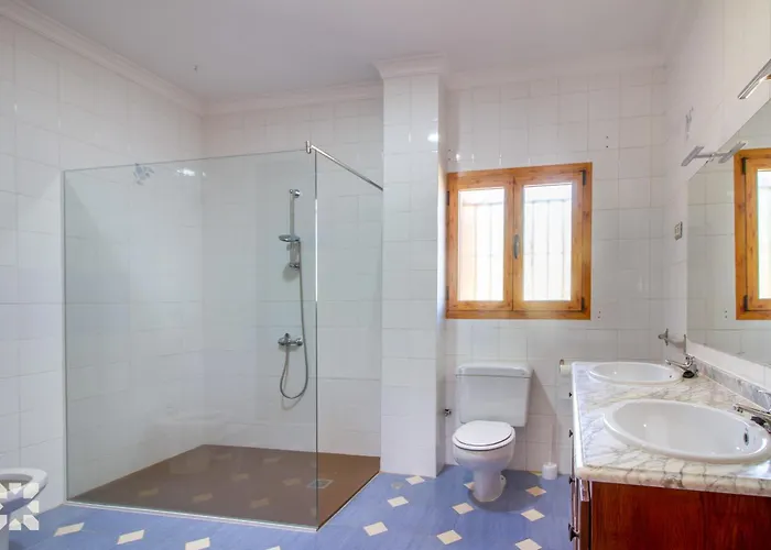 Ausina By Abahana Calpe