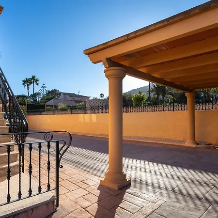 Vila Ausina By Abahana *