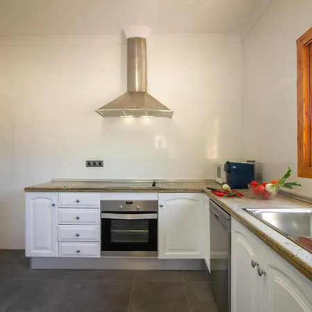 Vila Ausina By Abahana *